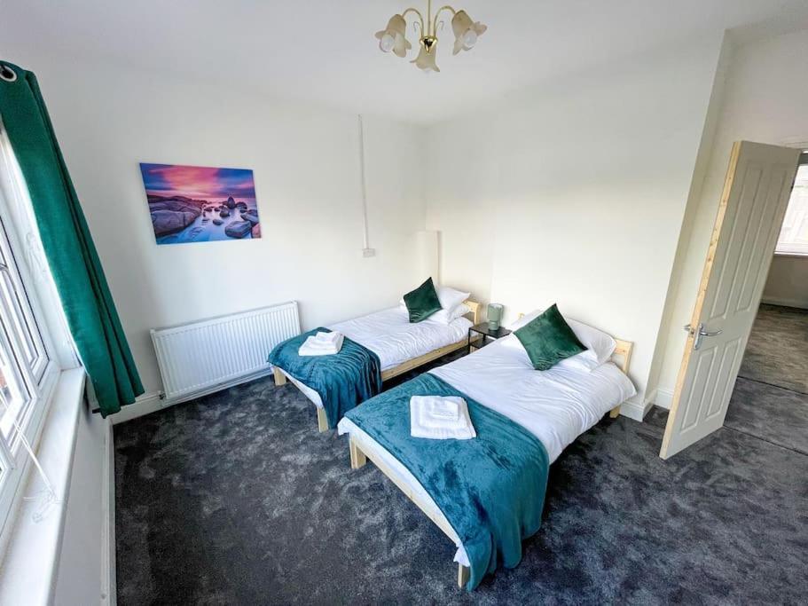 Perfect For Contractors & Families! 7 Beds Free Parking Apartment Birmingham Luaran gambar