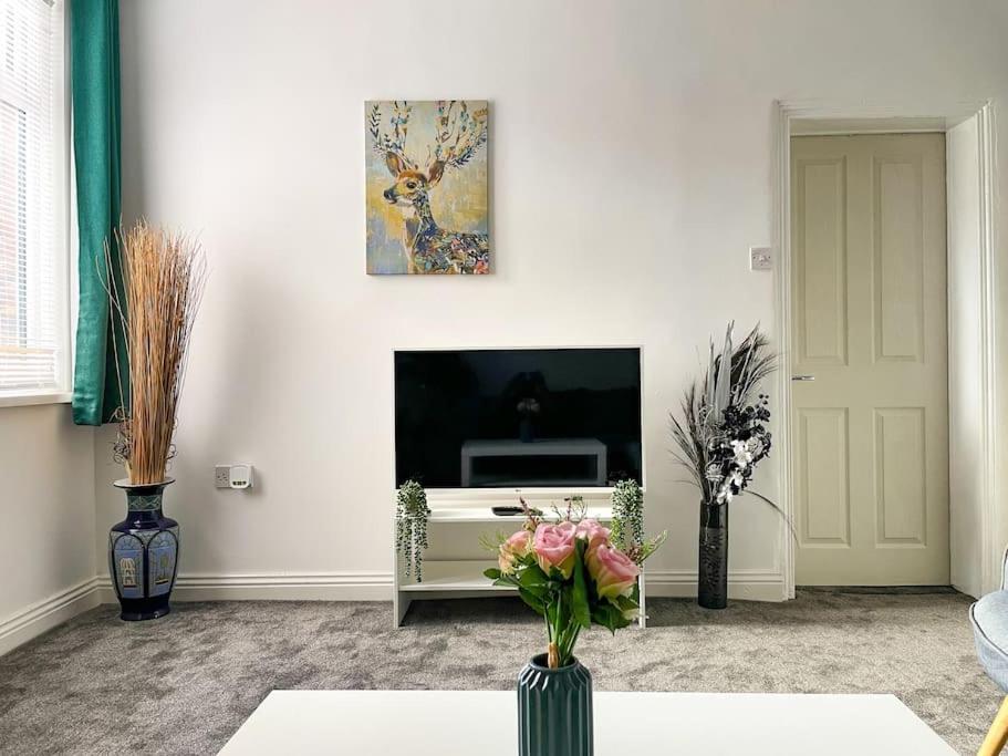 Perfect For Contractors & Families! 7 Beds Free Parking Apartment Birmingham Luaran gambar